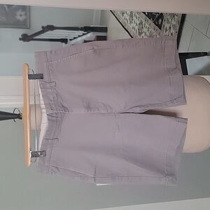 Roundtree and Yorke khaki short